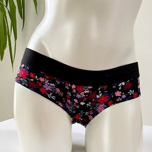 ♥️ VS/PINK- Beautiful Floral Bikini/Hipsters